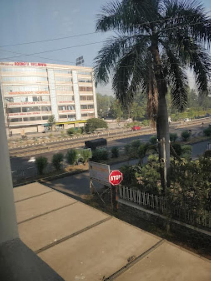 Hotel Sai Saya,Nashik Luaran gambar